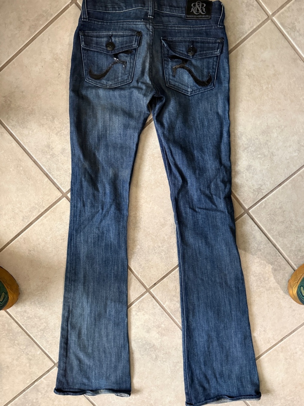 Rock & Republic Dark Blue Bootcut Jeans with Embroidered Back Pockets